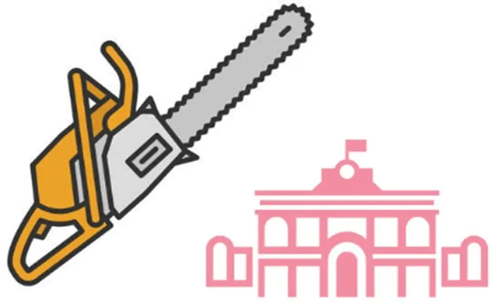 Motosierra y casa rosada