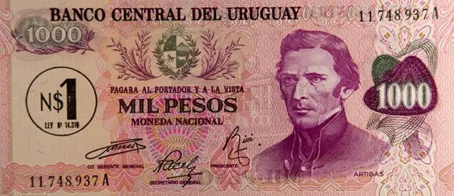 Billete de N$1 sobre impreso en el anterior signo $1000 de moneda nacional (1974)